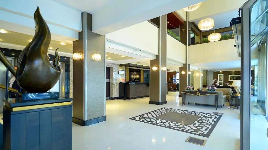 لابی Kaya Prestige Hotel Izmir